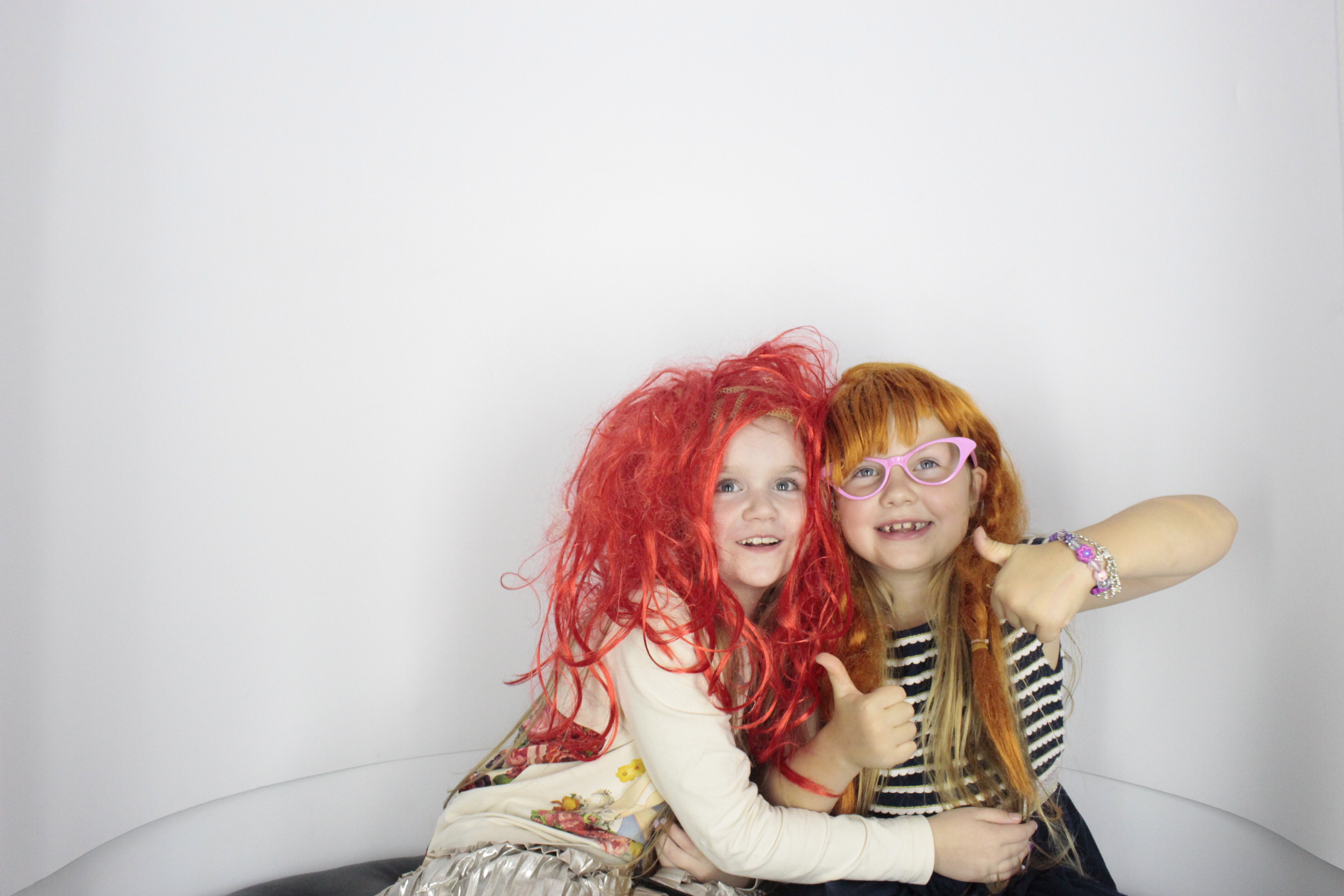Nadine 40th Birthday  | View more photos from the event at gallery.myphotoboothexperience.co.uk/u/MyPhotoBoothExperienceLtd/Nadine-40th-Birthday